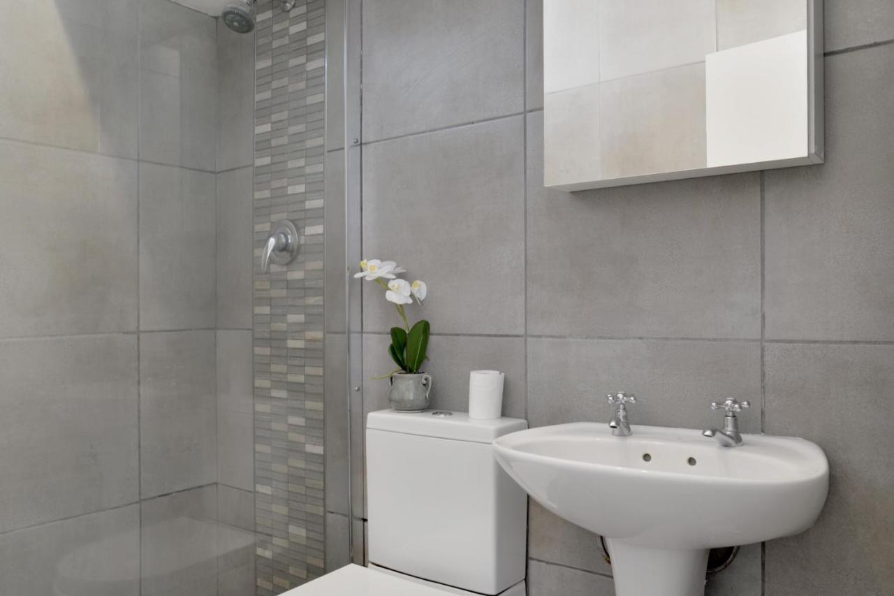 St Martini Gardens 409 Apartment Cape Town Bagian luar foto